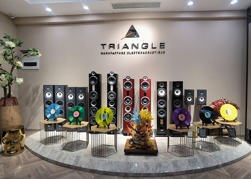 和邦裝飾為更好地服務(wù)客戶參加“聽黑膠·聽世界”音樂(lè)鑒賞會(huì)